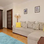 Metro Raclawicka Cozy By Renters Appartement