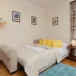 Metro Raclawicka Cozy By Renters *